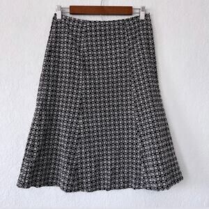 Nine West Black and White Patterened Cotton Knee Length Skirt Size 4 Petite